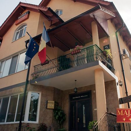 Majami Hotel Chisinau Exterior foto