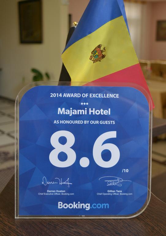Majami Hotel Chisinau Exterior foto