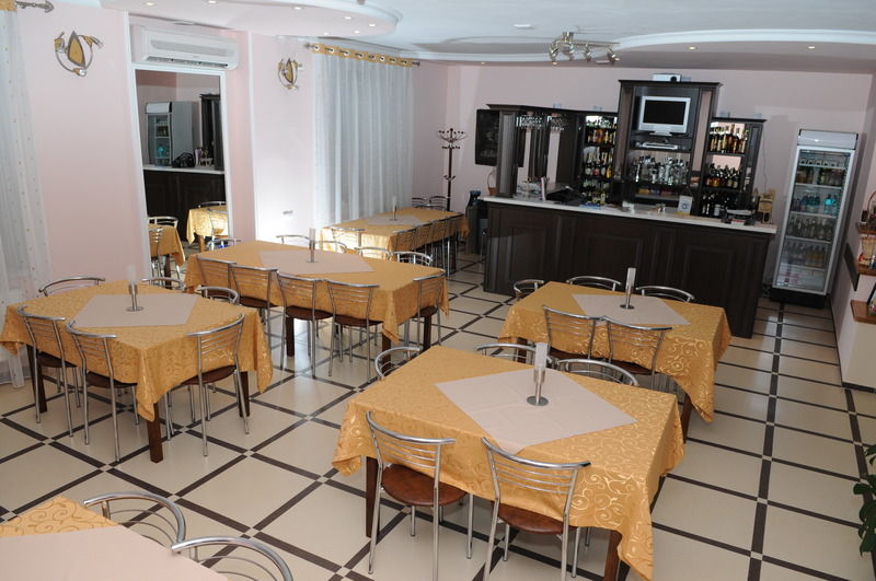Majami Hotel Chisinau Exterior foto